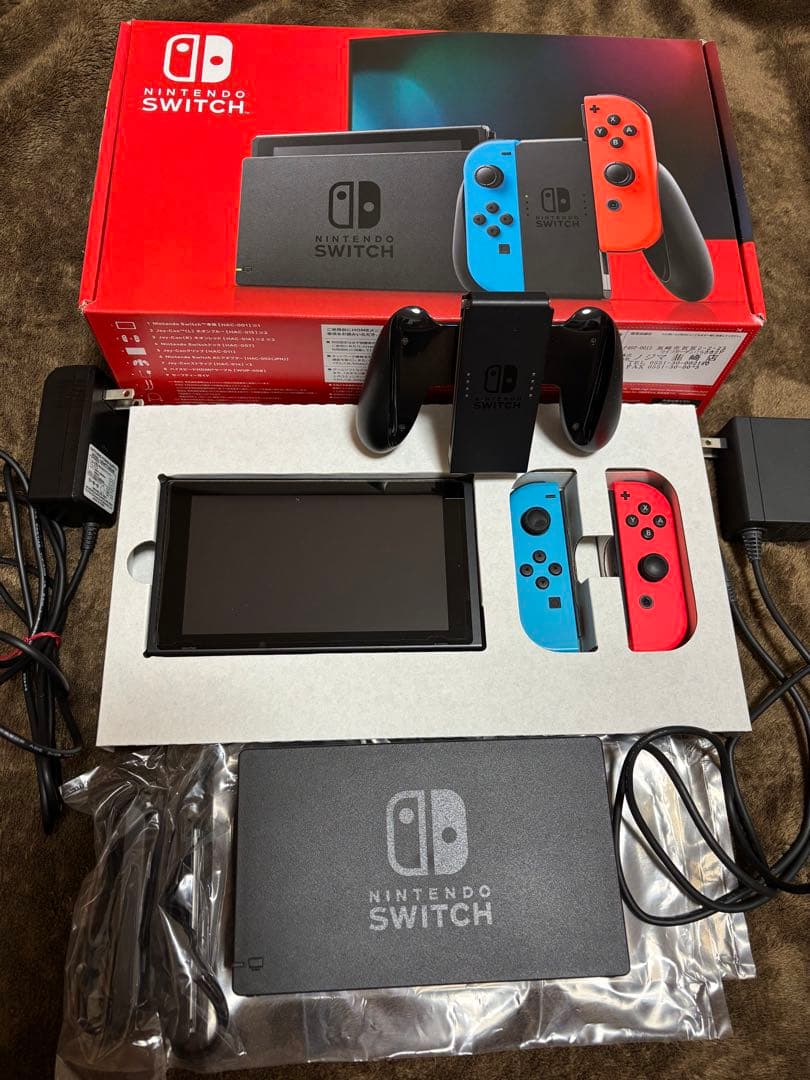 Switch本体　Joy-Con