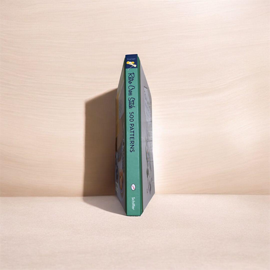 Retro Cross Stitch 500 ヴェロニク アンジャンジェ