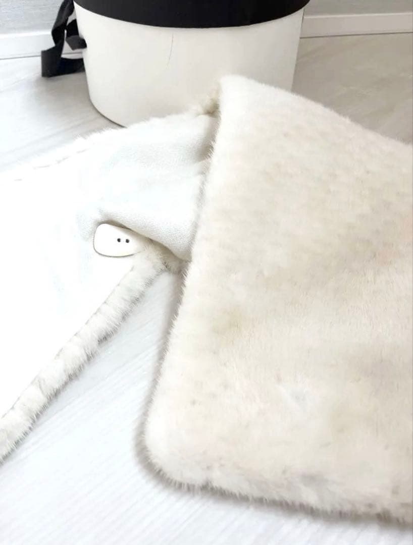 ＤＡＩＳＹ ＬＩＮ for ＦＯＸＥY Mink　Collar　アイボリー