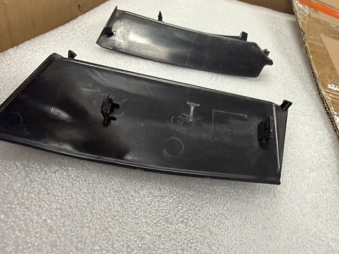 igaiga様 カムリ AXVH70 LED スモークテールランプ