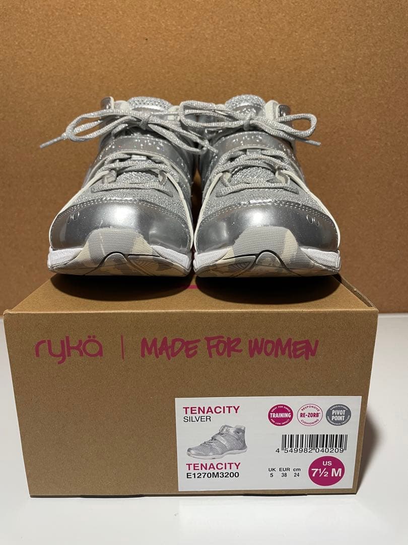 あ*こ様 ryka TENACITY24.0〜24.5