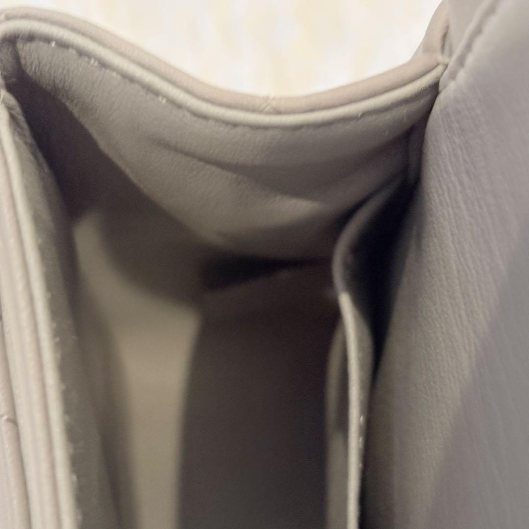 現在商談中　 CHANEL グレー キルティング ショルダー マトラッセ２５