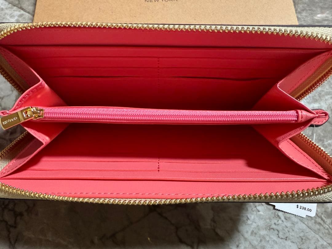 COACH 花柄 長財布 ベージュ