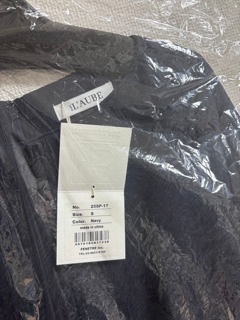 【新品未使用】 ローブブラン KeyneckJacquardDress Sサイズ