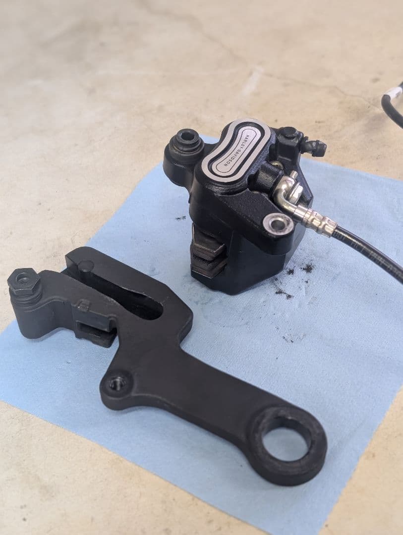 ハーレー　FXBＲ ブレーキキャリパー　リア用