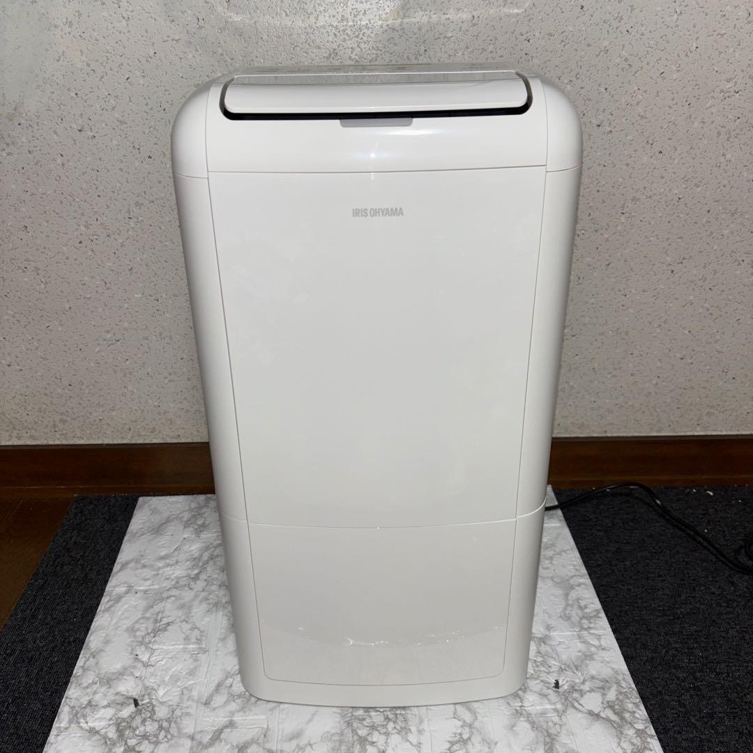【2021年製】アイリスオーヤマ　衣類乾燥除湿機　IJC-M120-W