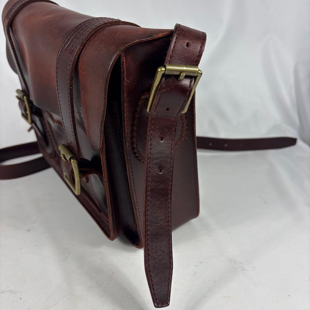 Dr. Martens 11インチ レザー サッチェル ショルダーバッグ 肩掛け