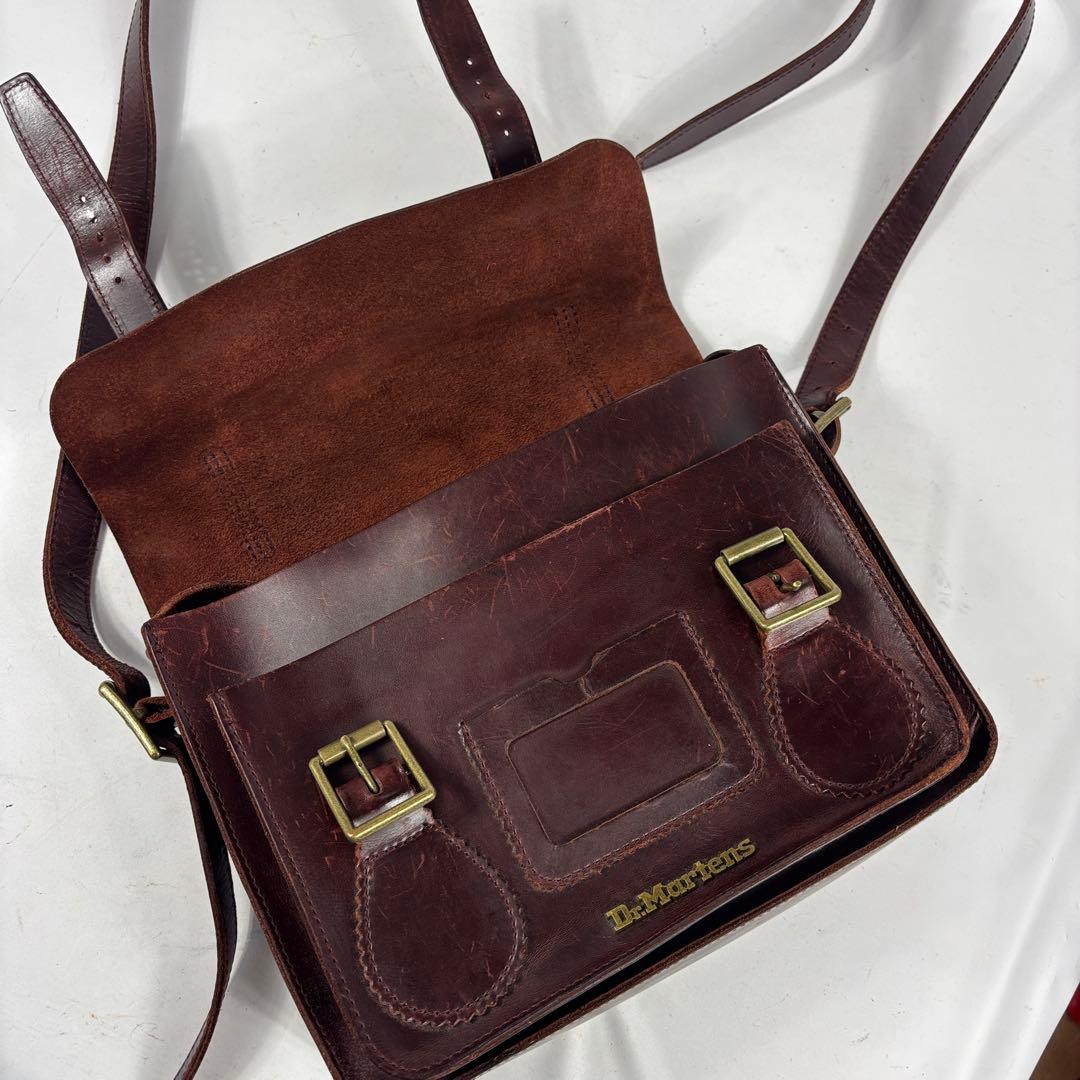 Dr. Martens 11インチ レザー サッチェル ショルダーバッグ 肩掛け