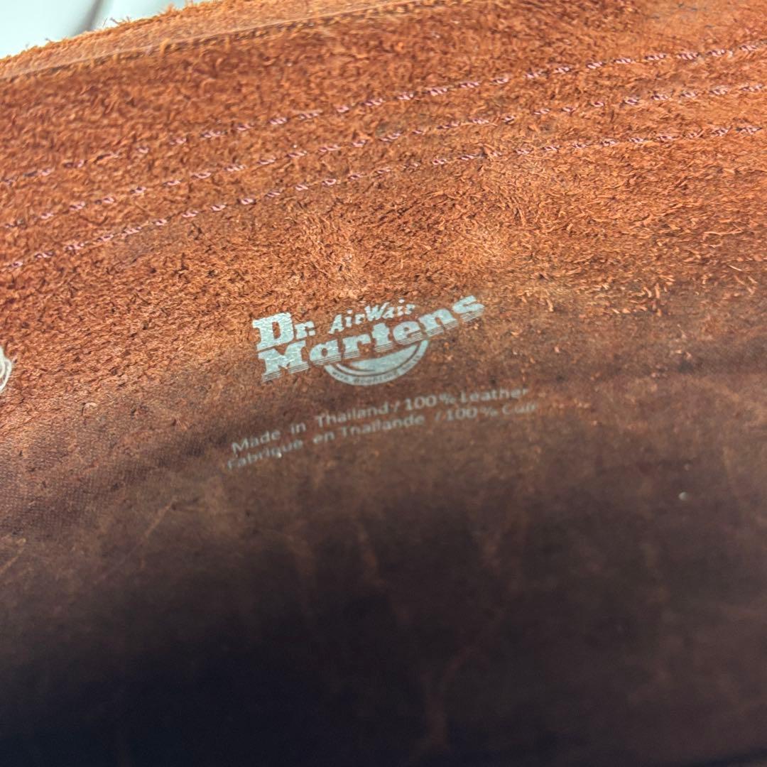 Dr. Martens 11インチ レザー サッチェル ショルダーバッグ 肩掛け