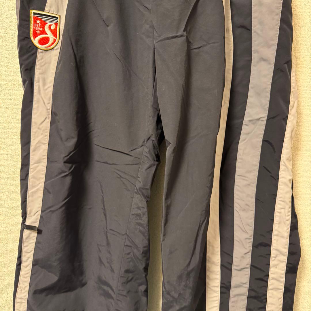 Supreme × UMBRO　23SS　ナイロントラックパンツ　刺繍ワッペン