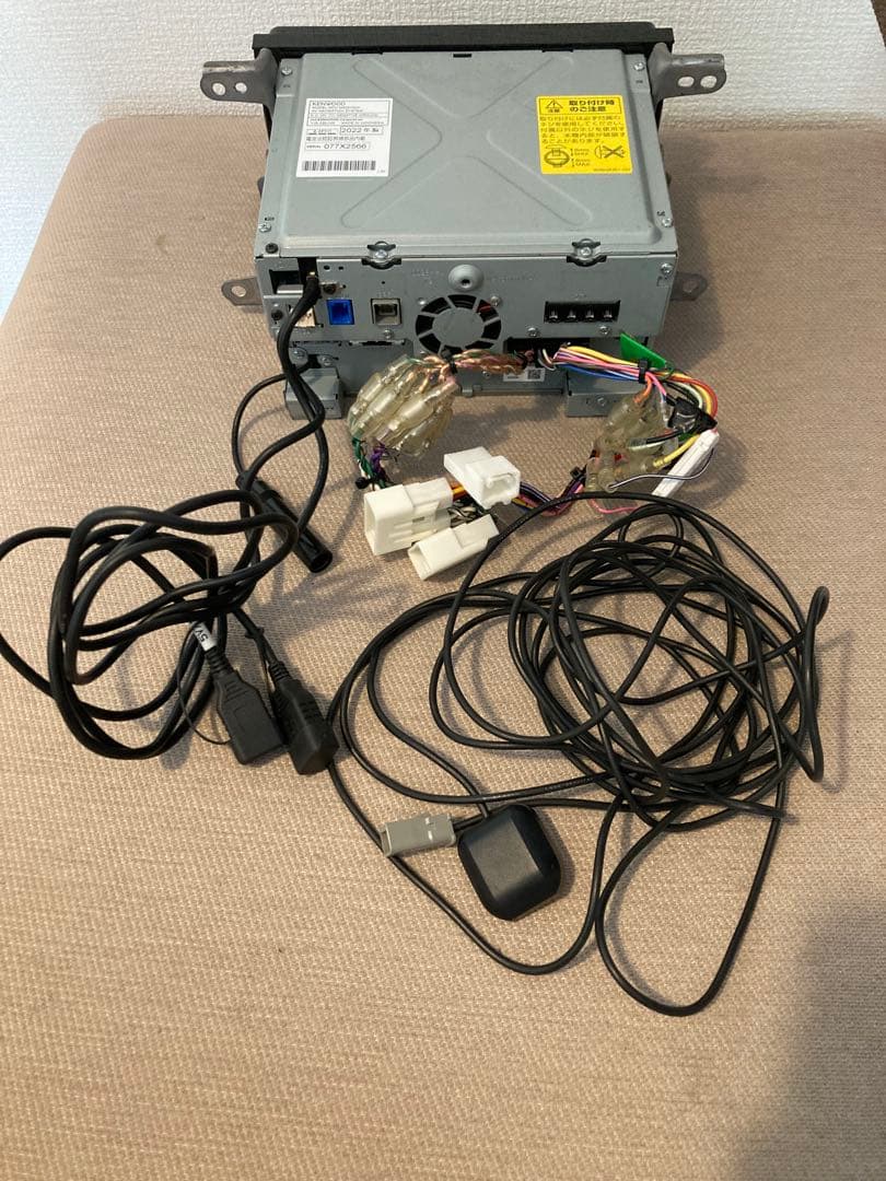 KENWOOD 彩速ナビ MDV-M808HDW