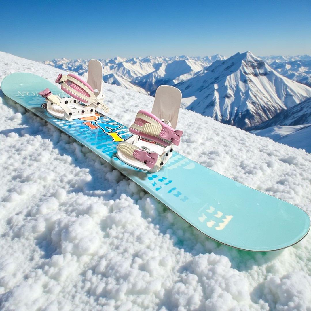 【美品】 DIVISION 128 XERES スノーボード ジュニア　キッズ