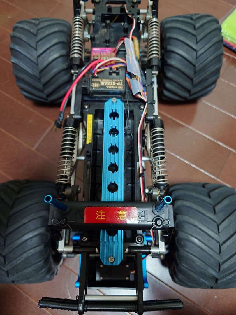 トシヒロ TXT-1 4WDS仕様 モンスタートラック フルベアリング