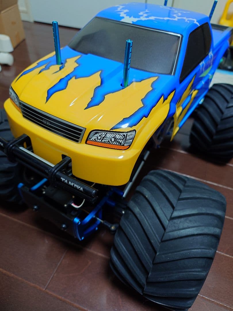 トシヒロ TXT-1 4WDS仕様 モンスタートラック フルベアリング