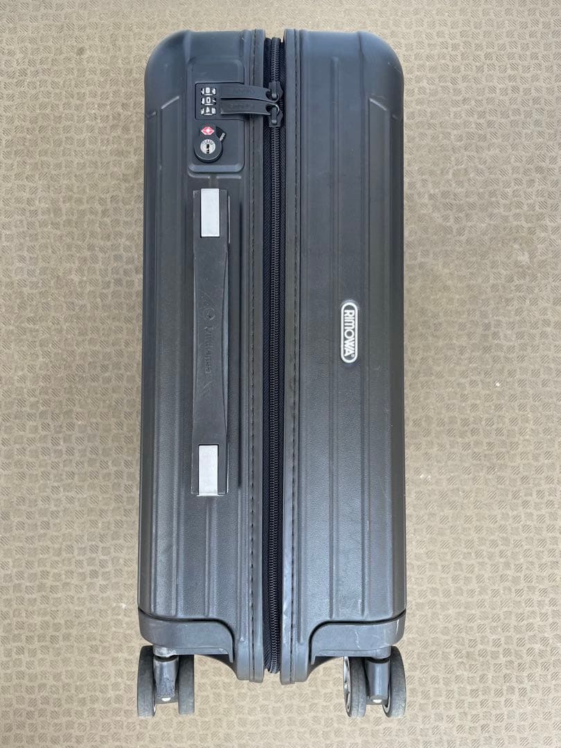 リモワスーツケース　ルフトハンザ航空コラボ　限定品　機内持ち込み可　ブラック　黒