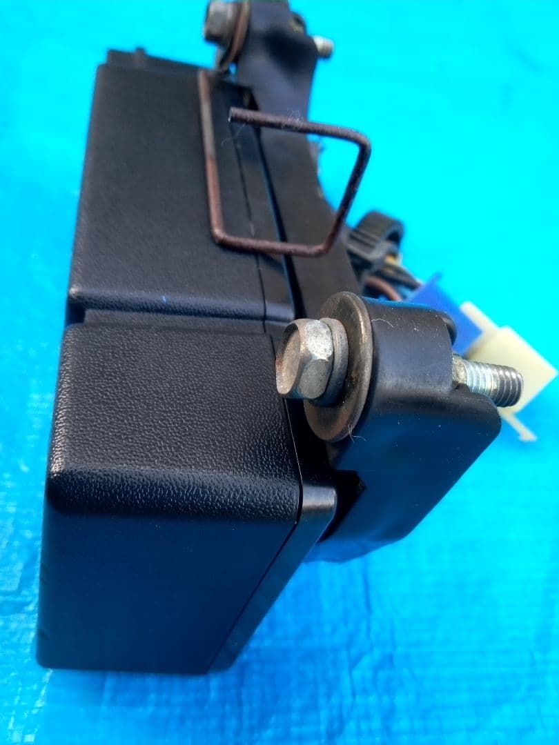 YAMAHA　TT250R デジタルスピードメーター km/h 表示