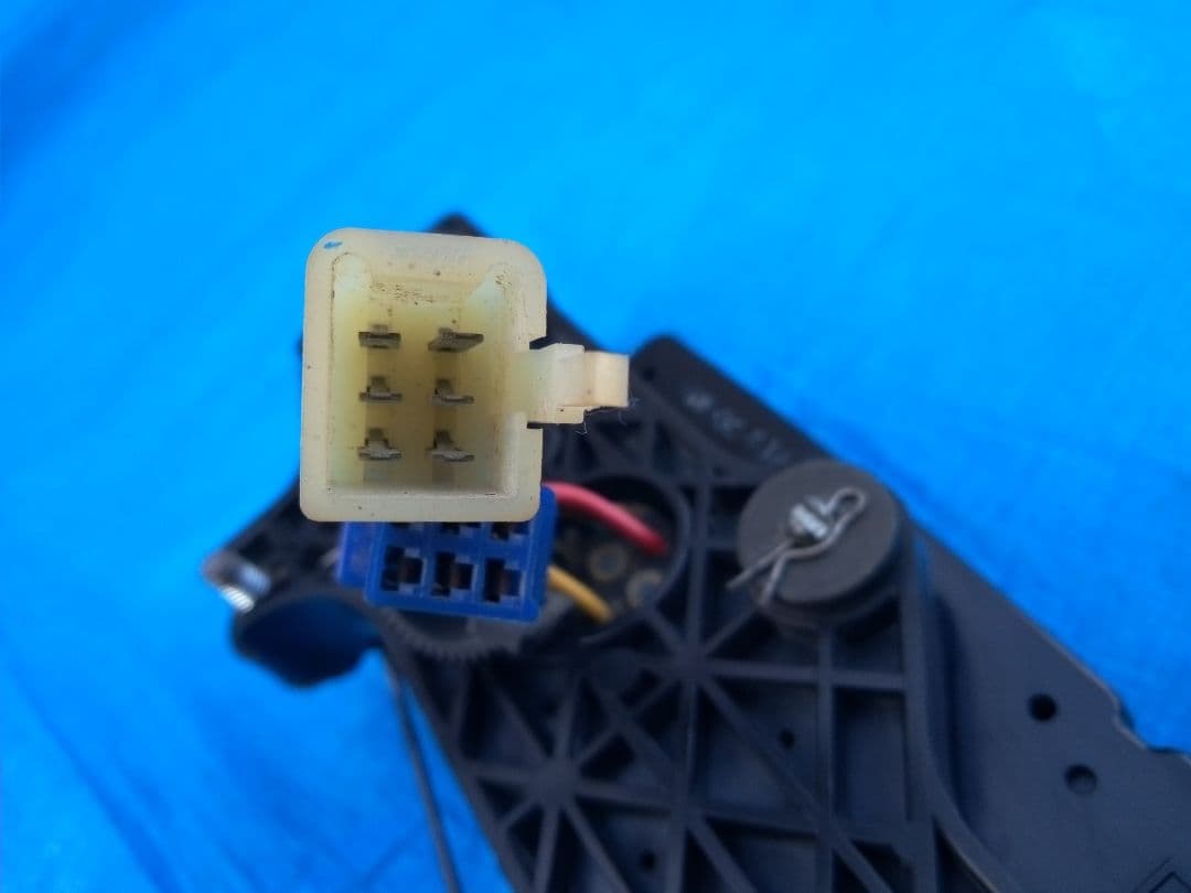 YAMAHA　TT250R デジタルスピードメーター km/h 表示