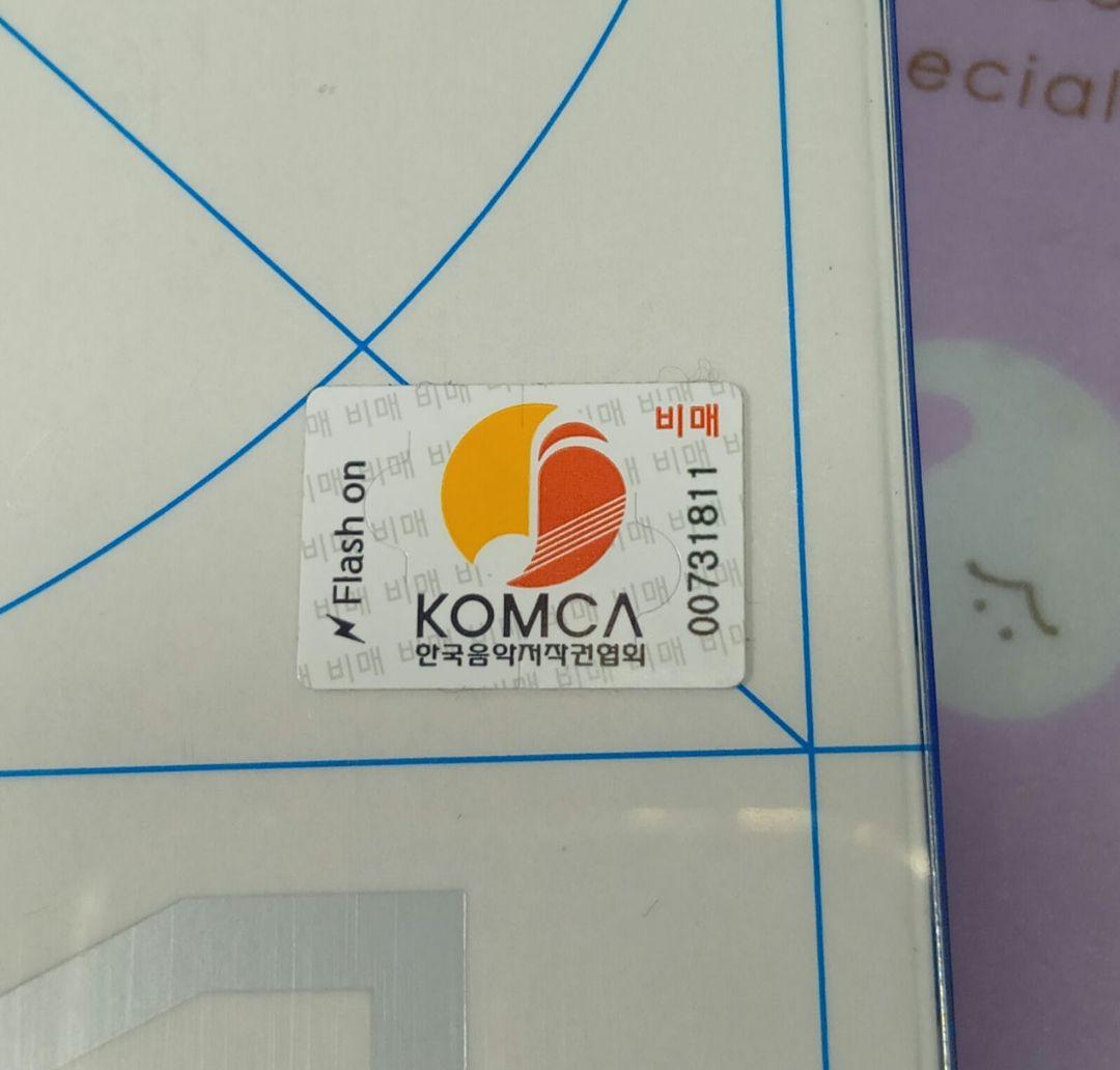 NCT127　プロモアルバム　非売品　サイン入り　UNIVERSE