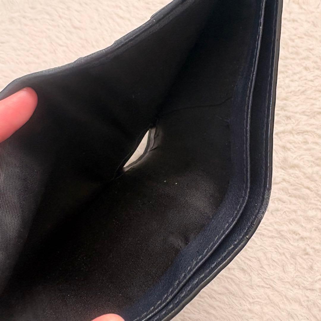 Gucci GGパターン 二つ折り財布 黒