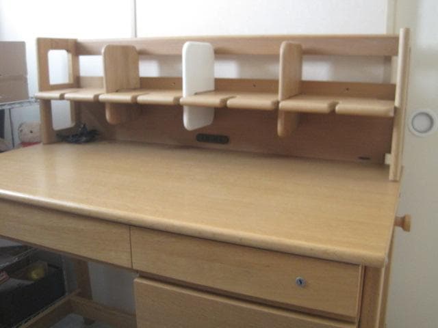 【送料込み】学習机　ヒカリサンデスク　パティナ 110 (used)