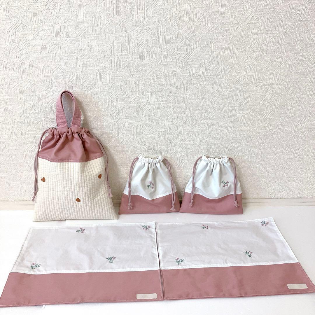 レッスンバッグ ✖️2 上履き入れ✖️2 体操服　コップ袋✖️2 ランチョンマット✖️2