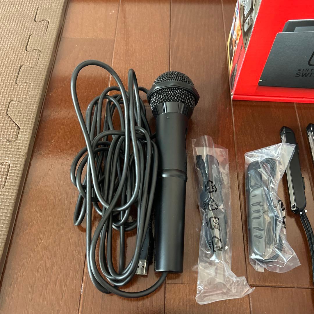 Nintendo Switch 本体 、マイク、コントローラー、単品売り不可