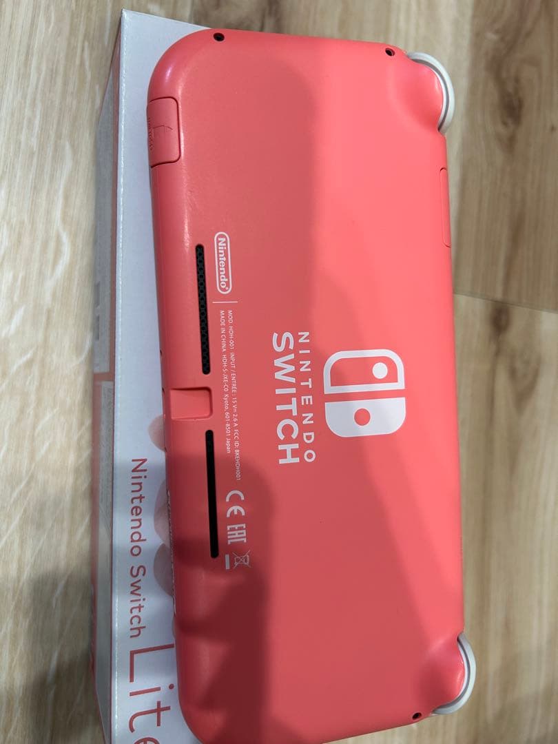 【純正ケース付】Nintendo Switch Lite コーラル ピンク