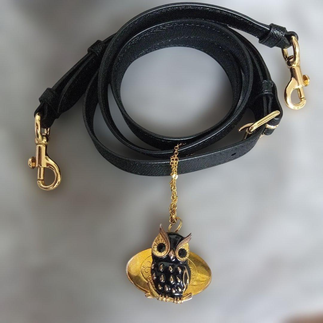 コーチ　２WAYハンドバック（ショルダーバックの紐にふくろうストッパー付き