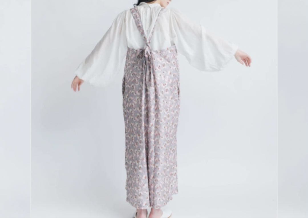 8/1迄◻️BUNON【ブノン】エンブロイダリーオーバーオール　ブルー