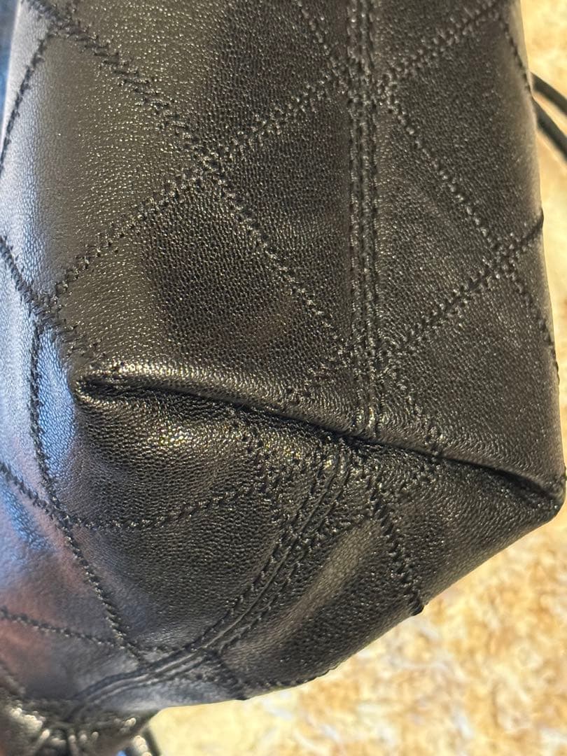 Tory Burch ブラック バック