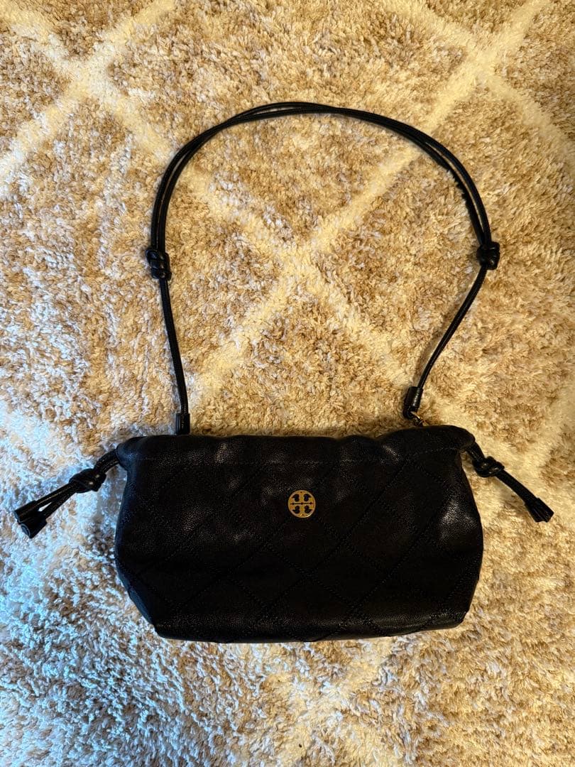 Tory Burch ブラック バック