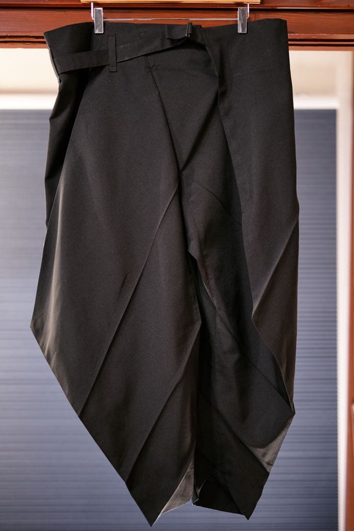 132 5. ISSEY MIYAKE 18AW 変形ベルテッドサルエルパンツ