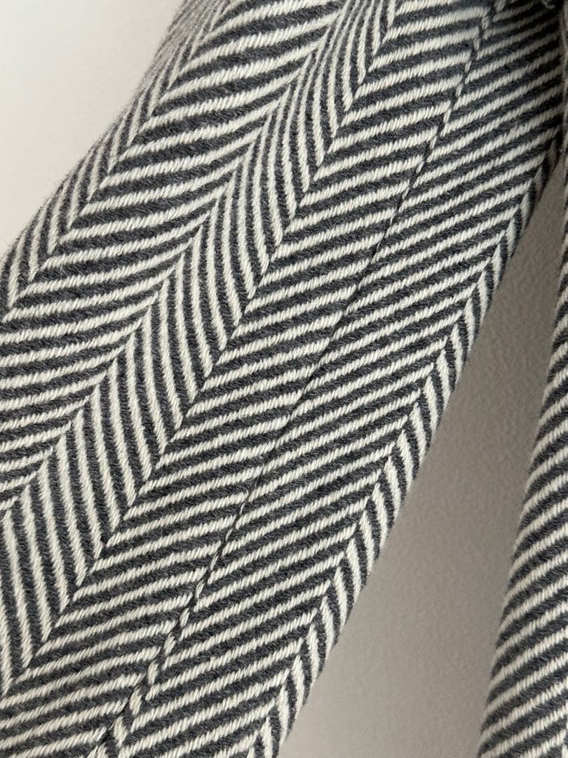 バーバリーブルーレーベル　ヘリンボーン柄　プリーツ　ロングコート