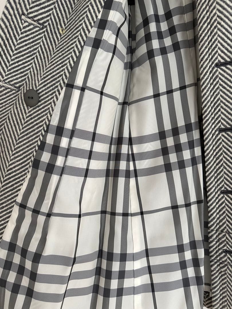 バーバリーブルーレーベル　ヘリンボーン柄　プリーツ　ロングコート