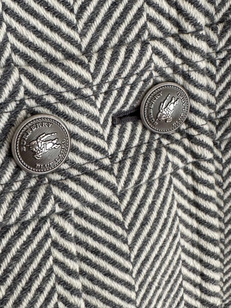 バーバリーブルーレーベル　ヘリンボーン柄　プリーツ　ロングコート