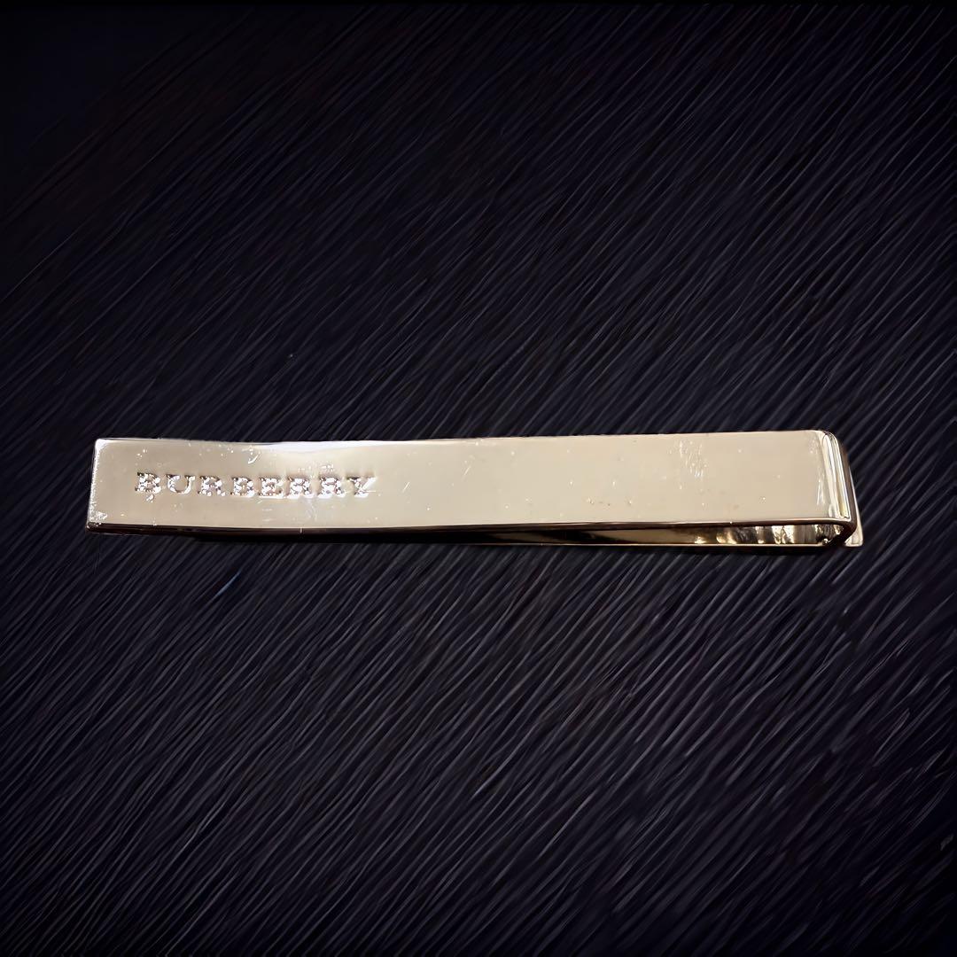 【美品】Burberry バーバリー　ネクタイピン　シルバー　箱付き