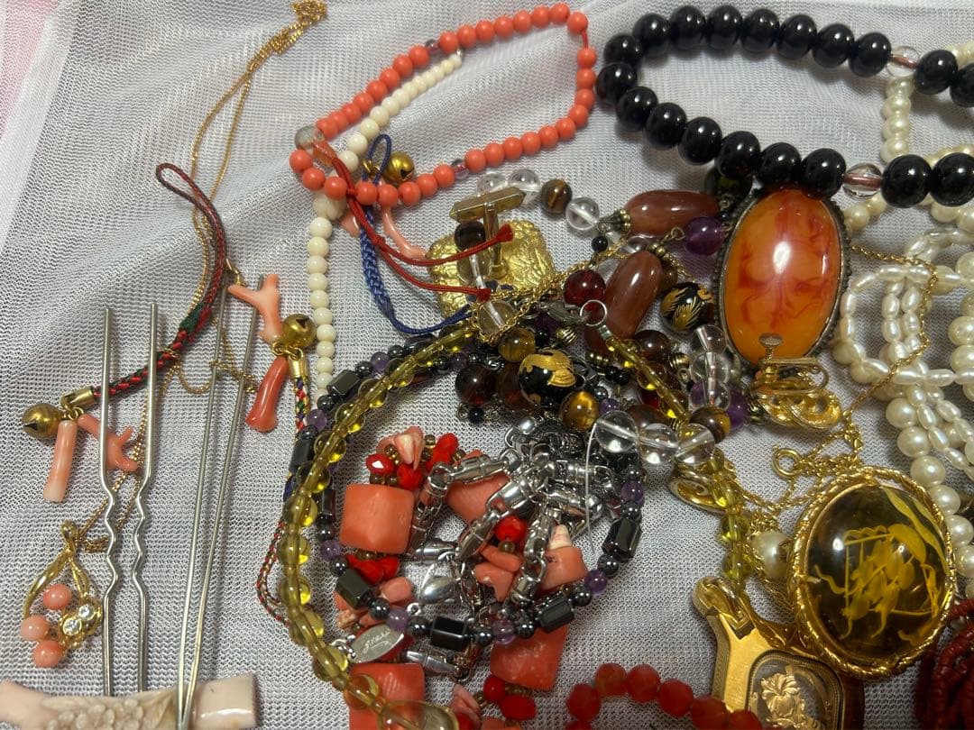 値下げアクセサリー 珊瑚風 翡翠風 パール ネックレス 数珠等 色々 大量セット