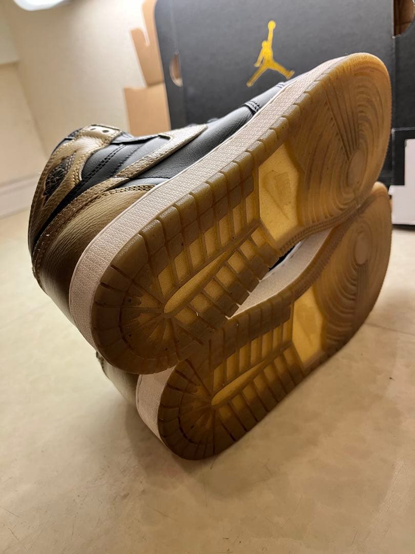 Nike Air Jordan 1 ブラック/ゴールド　激安！美品‼︎ 24.5