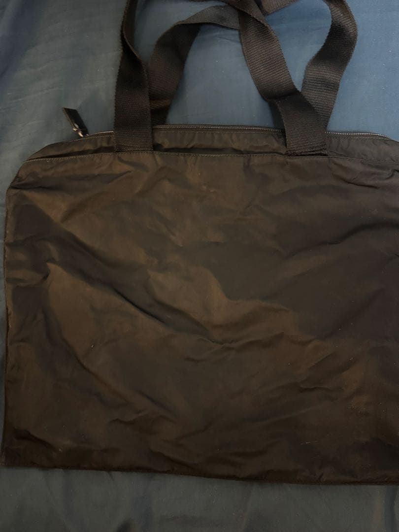 美品　PRADA プラダ　トートバッグ　ブラック　黒　A4収納可　肩掛け　大容量