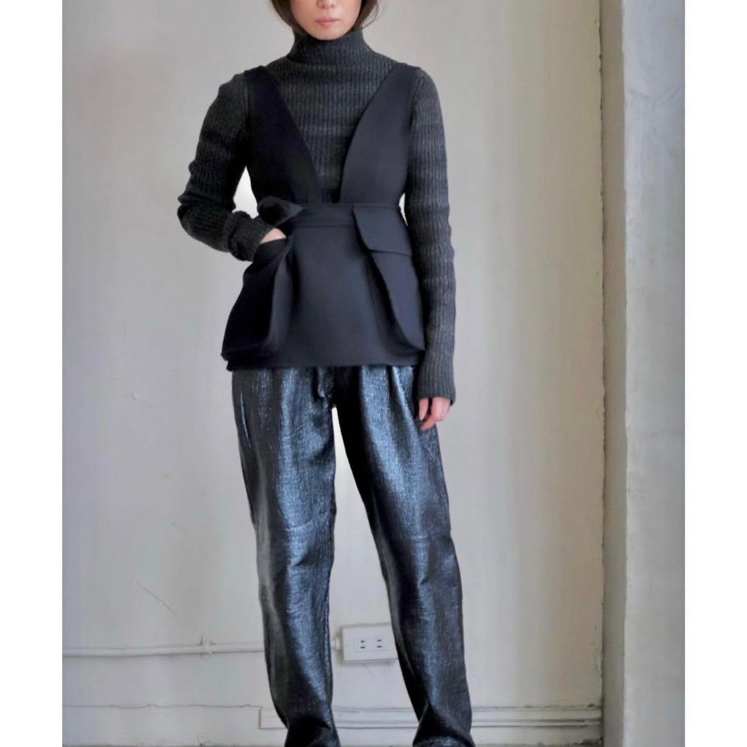 fumika uchida フミカウチダ ベスト ジレ ネイビー