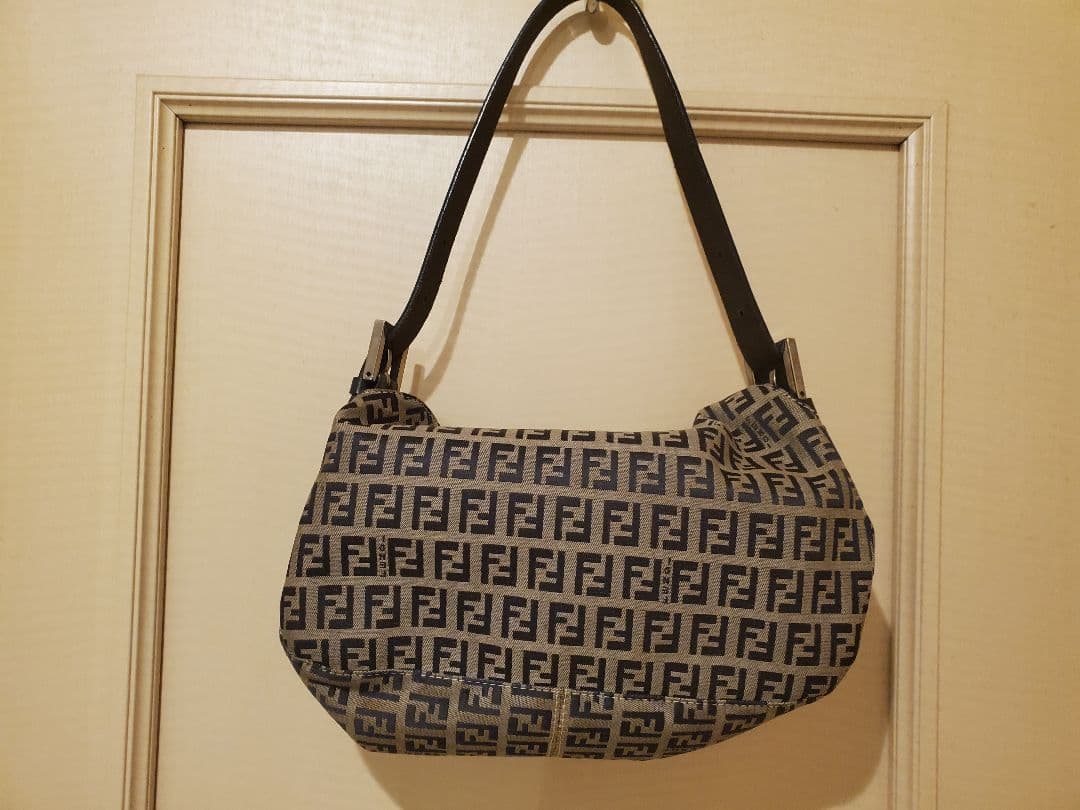 フェンディズッカハンドバッグ【値下げしました】