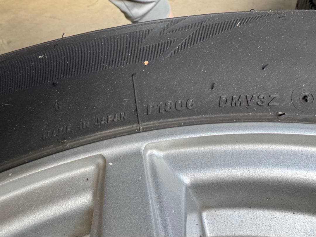 17インチスタッドレスタイヤ　ホイール４本セット　ウェッズ