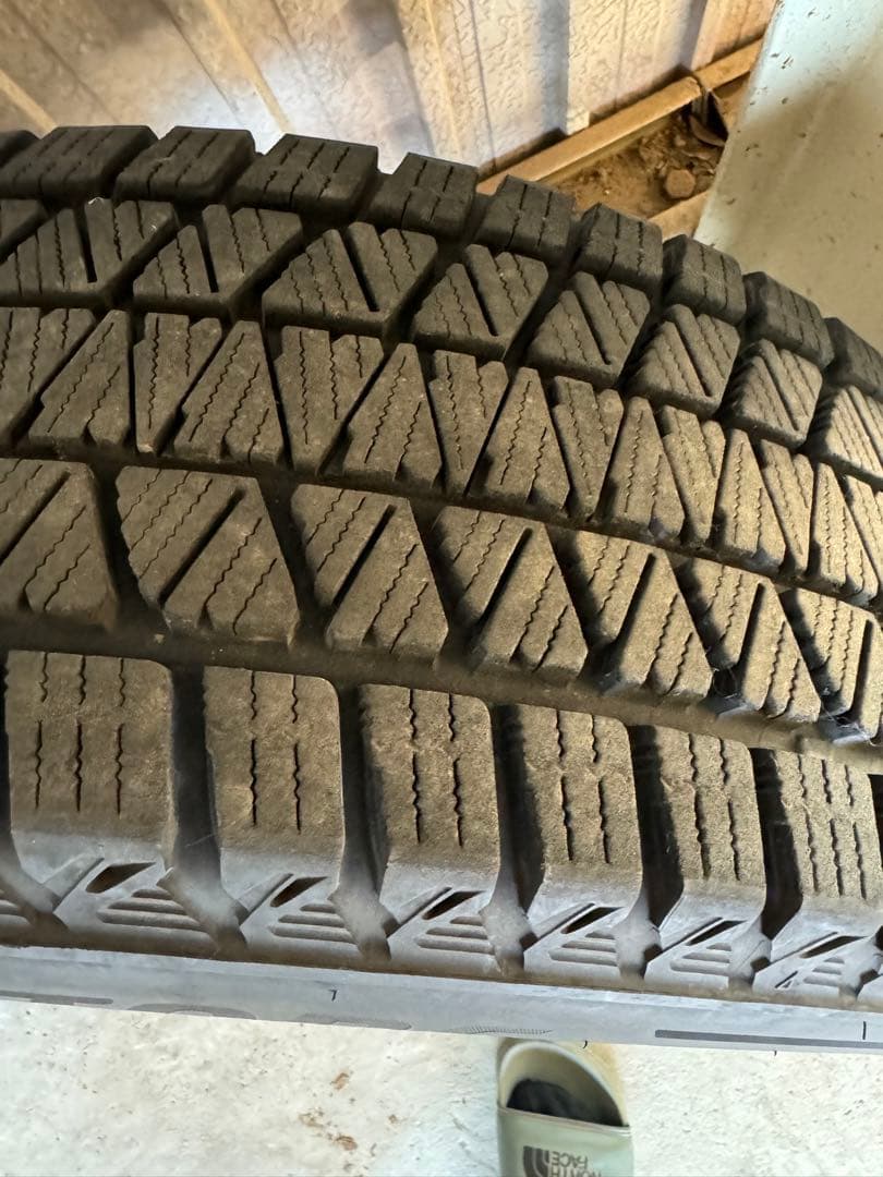 17インチスタッドレスタイヤ　ホイール４本セット　ウェッズ