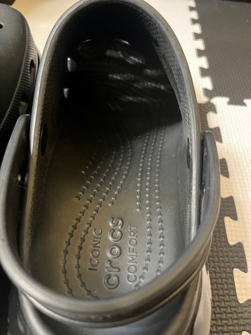 美中古 クロックス MEGA CRUSH CLOG 28cm