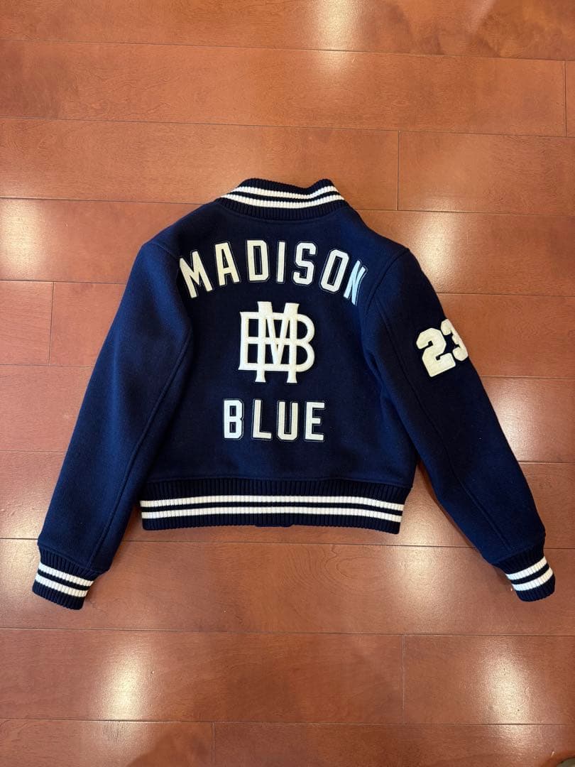 COMPACT STADIUM BOMBER JK 未使用品