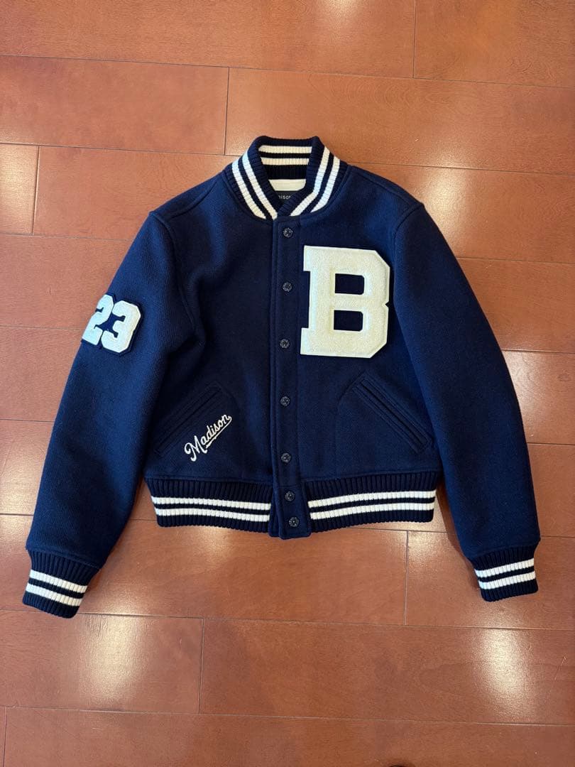 COMPACT STADIUM BOMBER JK 未使用品