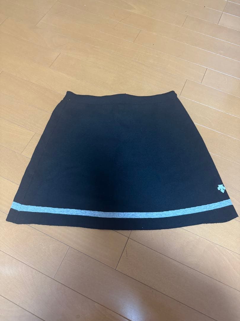 DESCENTE GOLF ニット セットアップ（トップス＋スカート）サイズL