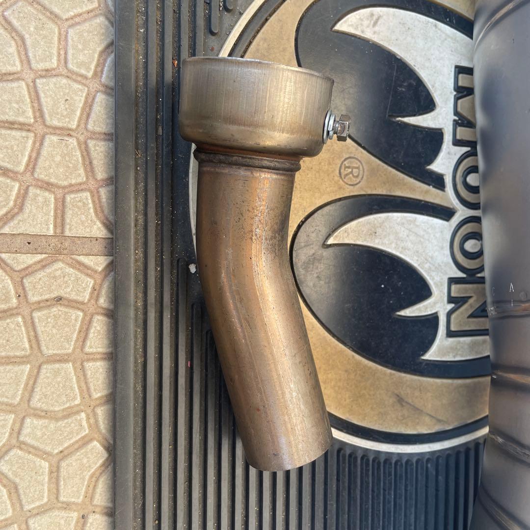 LeoVince YAMAHA FZ8 FAZER8 サイレンサーマフラー