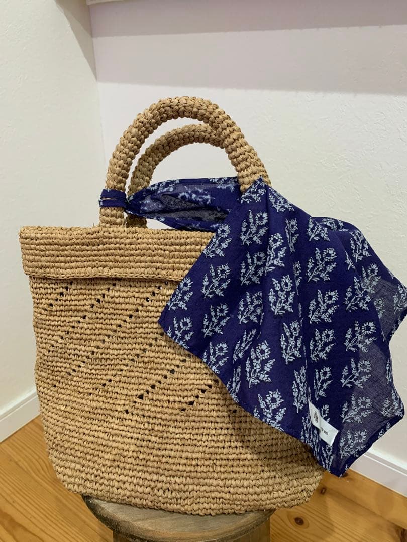 メゾンドソイル　ラフィアバッグ