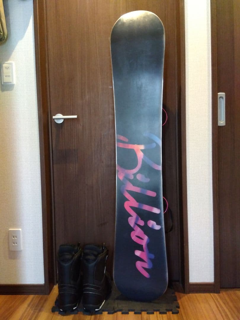 ✨️希少✨️豪華セット‼️Billion 147 レディース スノーボードセット